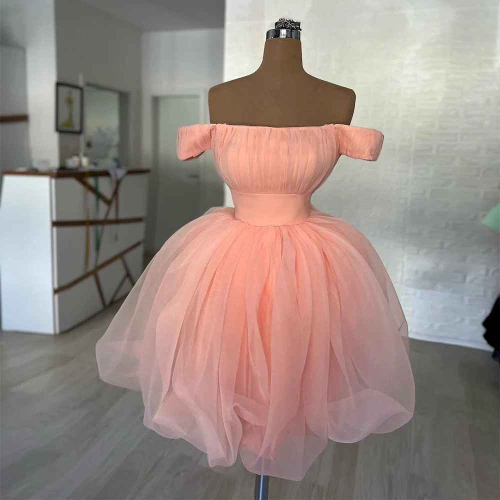 Sweet Pretty Elegant Short Prom Dresses Off Shoulder Tulle Pleated Mini Ball Gown Women Sexy Party Homecoming Gowns Custom Made
Sweet Pretty Elegant Short Prom Dresses Off Shoulder Tulle Pleated Mini Ball Gown Women Sexy Party Homecoming Gowns Custom Made