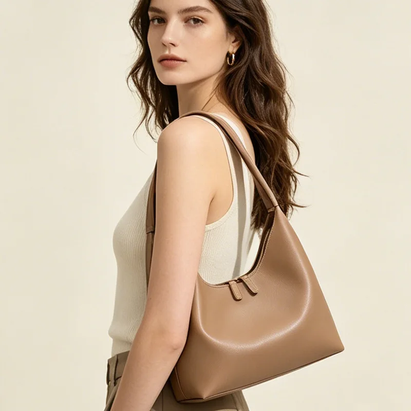 Women Simple women Underarm bags Trendy Fashion hobos Shoulder Bag PU Leather Lady Handbags bolsa feminina commuter totes
Women Simple women Underarm bags Trendy Fashion hobos Shoulder Bag PU Leather Lady Handbags bolsa feminina commuter totes