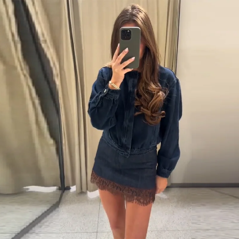 Stylish Dark Blue Denim Set Elegant Round Neck Cropped Jacket Lace Trim Mini Skirt Casual Sets Spring New Lady Daily Streetwear
Stylish Dark Blue Denim Set Elegant Round Neck Cropped Jacket Lace Trim Mini Skirt Casual Sets Spring New Lady Daily Streetwear