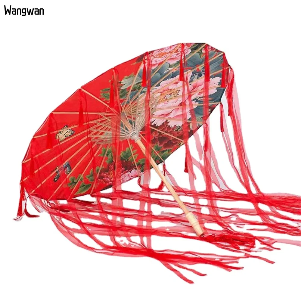 Женский зонт с кисточками, античный масляный бумажный большой зонтик Hanfu, Бамбуковая сафлорная лента, реквизит, зонтик для танцев и представлений 
Женский зонт с кисточками, античный масляный бумажный большой зонтик Hanfu, Бамбуковая сафлорная лента, реквизит, зонтик для танцев и представлений