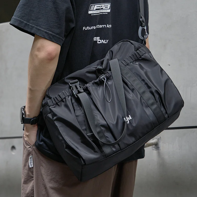 Fashion Travel Handbags Waterproof Messenger Bags Large Capacity Men Crossbody Bag Solid College Student Sshoolbags Computer Bag
Fashion Travel Handbags Waterproof Messenger Bags Large Capacity Men Crossbody Bag Solid College Student Sshoolbags Computer Bag
