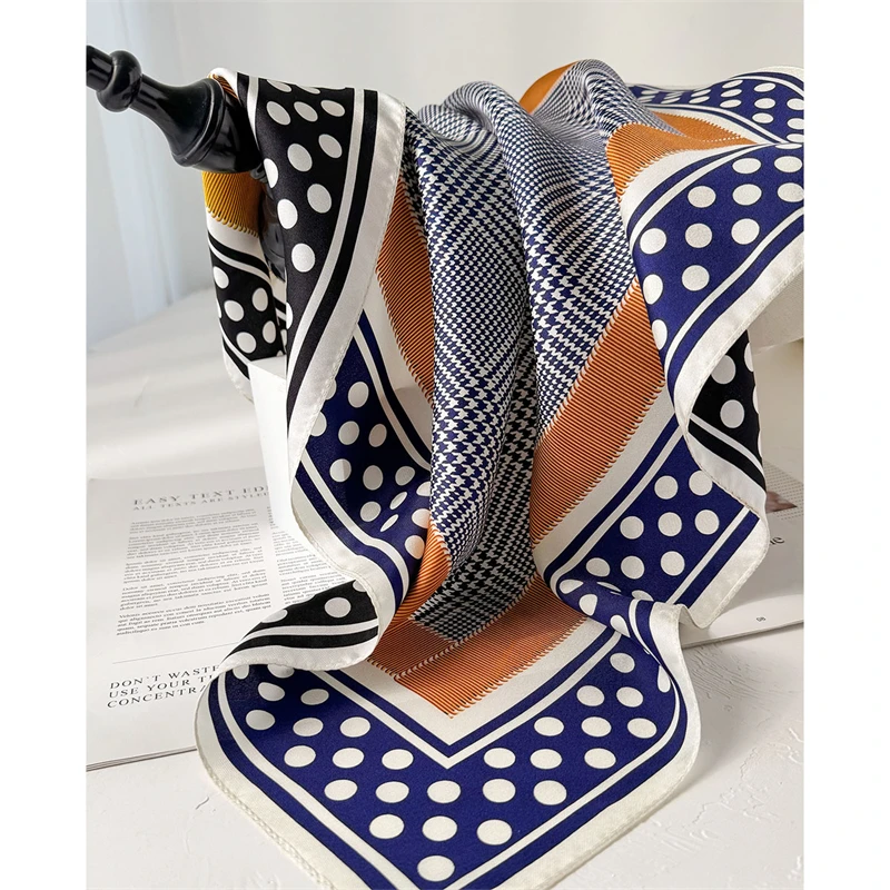 14mm 100% Twill Silk Square Scarf for Women 65cm Neck Tie Neckerchief Double side Female Foulard Headband Hijab Shawl Bandana
14mm 100% Twill Silk Square Scarf for Women 65cm Neck Tie Neckerchief Double side Female Foulard Headband Hijab Shawl Bandana