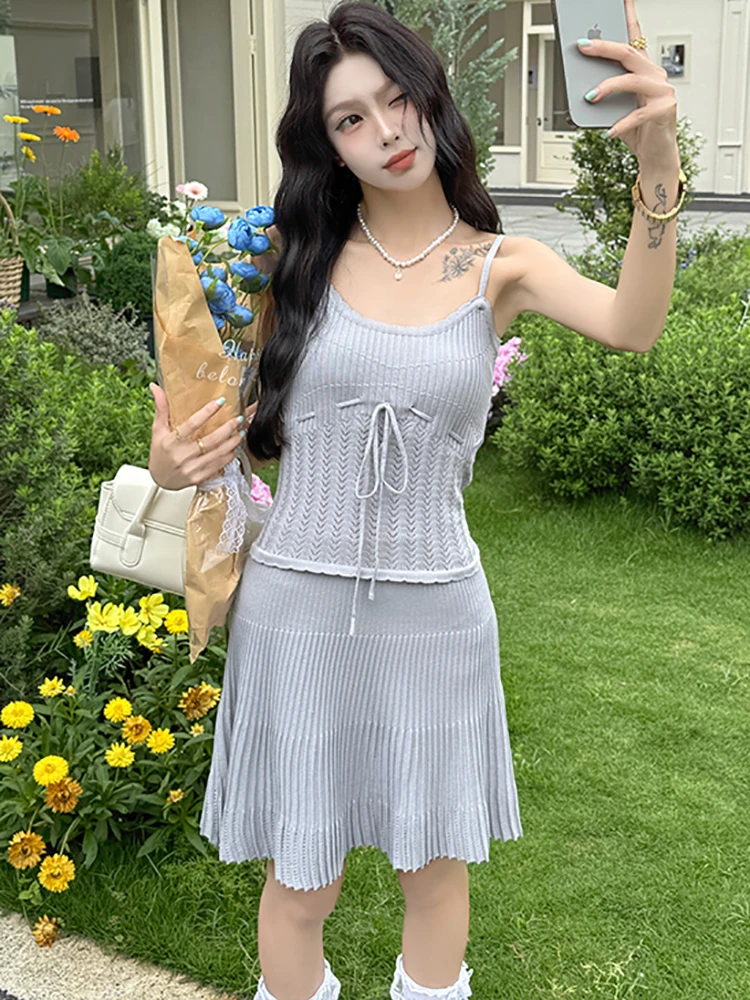 Summer Solid Knitted Jacquard Pleated A-Line Short Dress Women Elegant Chic Bow Bandage Dress 2026 Korean Bodycon Sling Dresses
Summer Solid Knitted Jacquard Pleated A-Line Short Dress Women Elegant Chic Bow Bandage Dress 2026 Korean Bodycon Sling Dresses