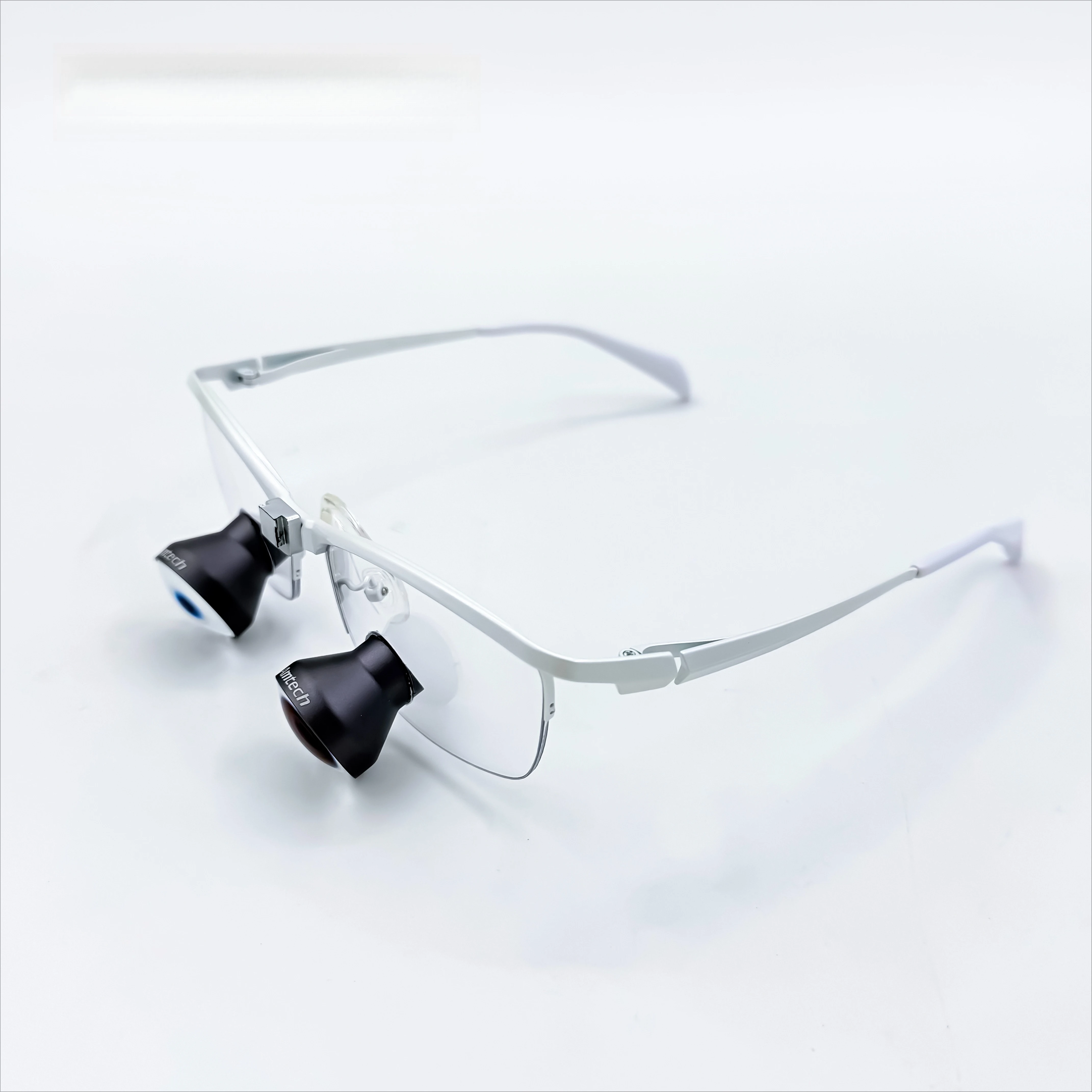 2.5X Customized Medical Dental Surgical Binocular Loupes CE Certified
2.5X Customized Medical Dental Surgical Binocular Loupes CE Certified