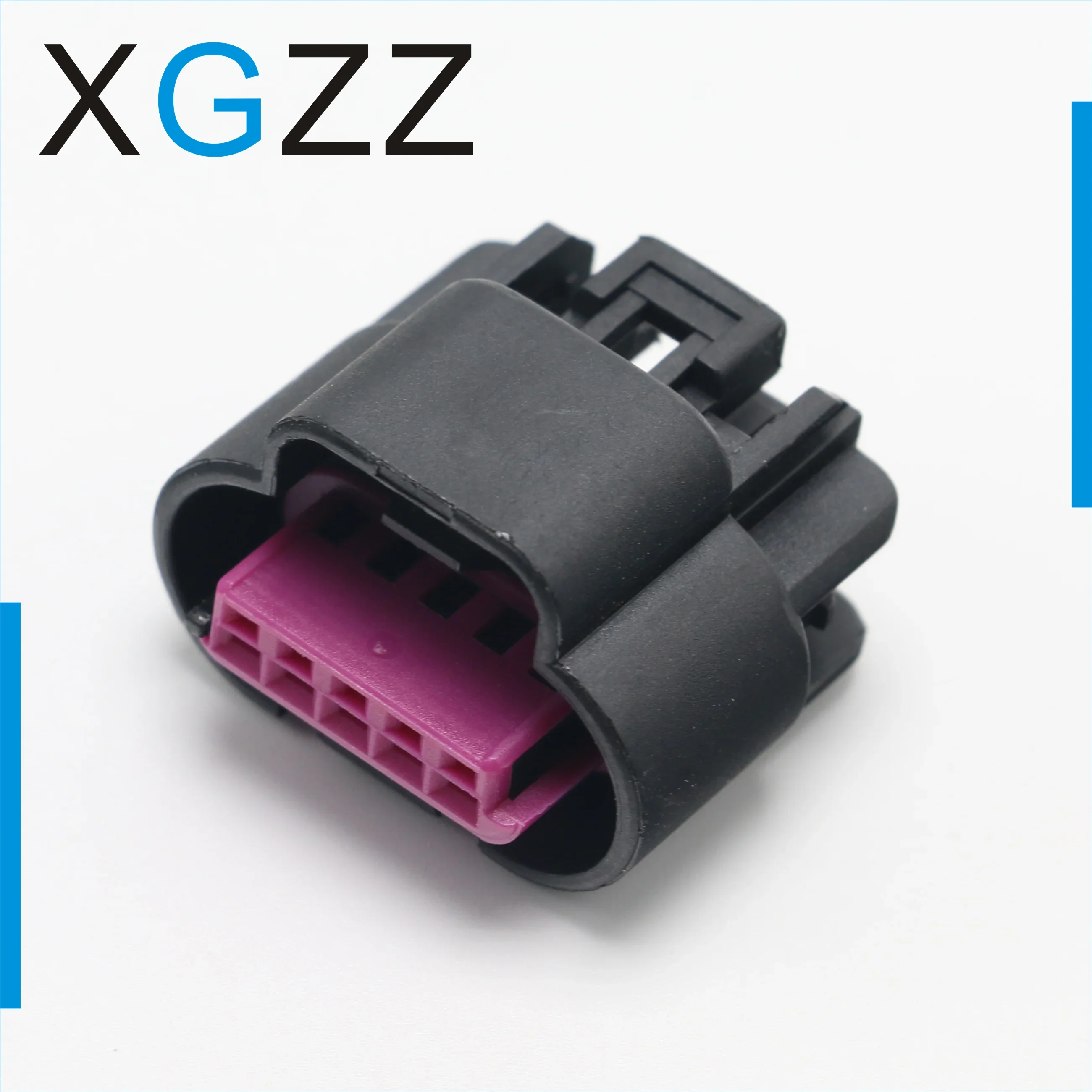 Applicable to Buick Chevrolet waterproof connector harness plug DJ7053-1.5-21 with terminal 15305554
Applicable to Buick Chevrolet waterproof connector harness plug DJ7053-1.5-21 with terminal 15305554
