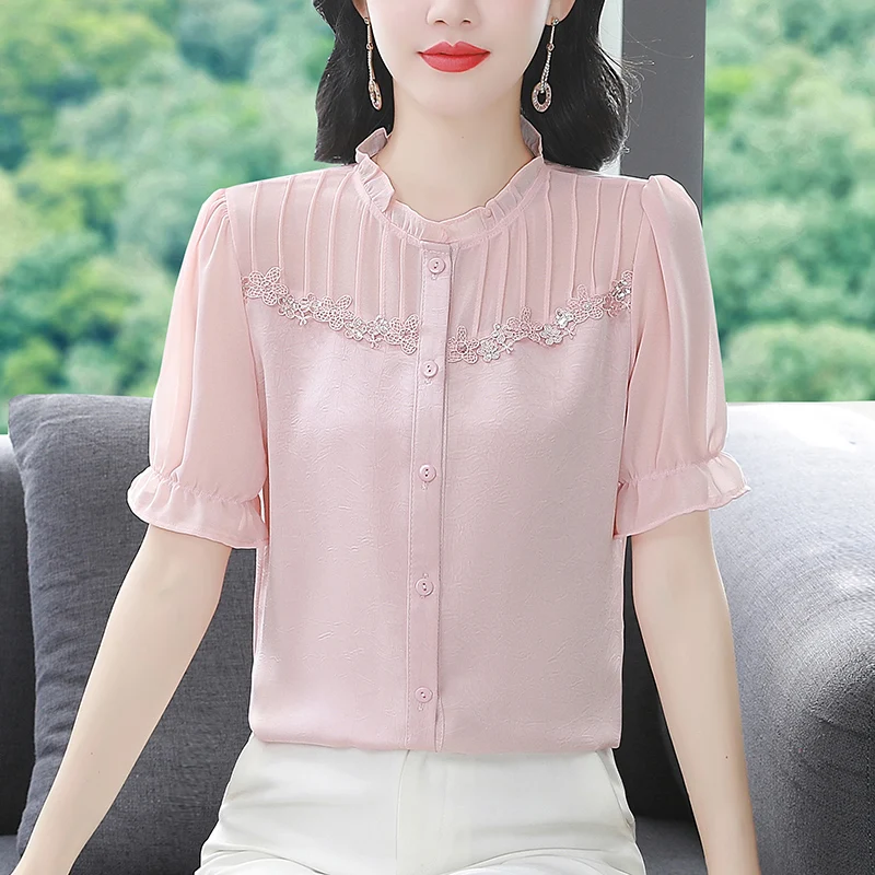 Summer Satin Chiffon Blouse 2025 New Fashion Patchwork Lace Tops For Women Ruffles Collar Short Sleeve Office Lady Shirt
Summer Satin Chiffon Blouse 2025 New Fashion Patchwork Lace Tops For Women Ruffles Collar Short Sleeve Office Lady Shirt