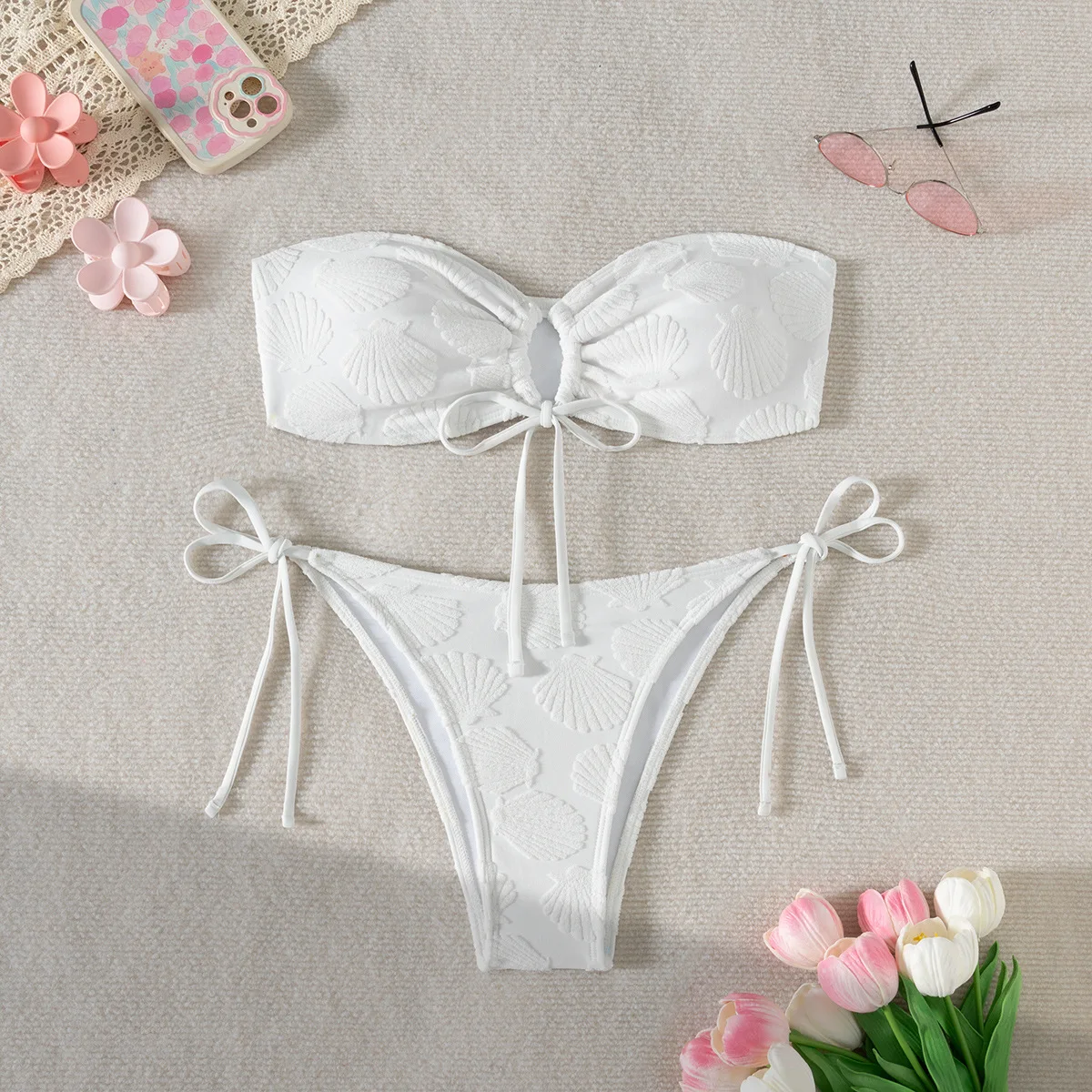 sexy white shell pattern bandeau bikinis sets two pieces tie thong swimsuits beachwear bathing suit swimwear biquini trikini
sexy white shell pattern bandeau bikinis sets two pieces tie thong swimsuits beachwear bathing suit swimwear biquini trikini