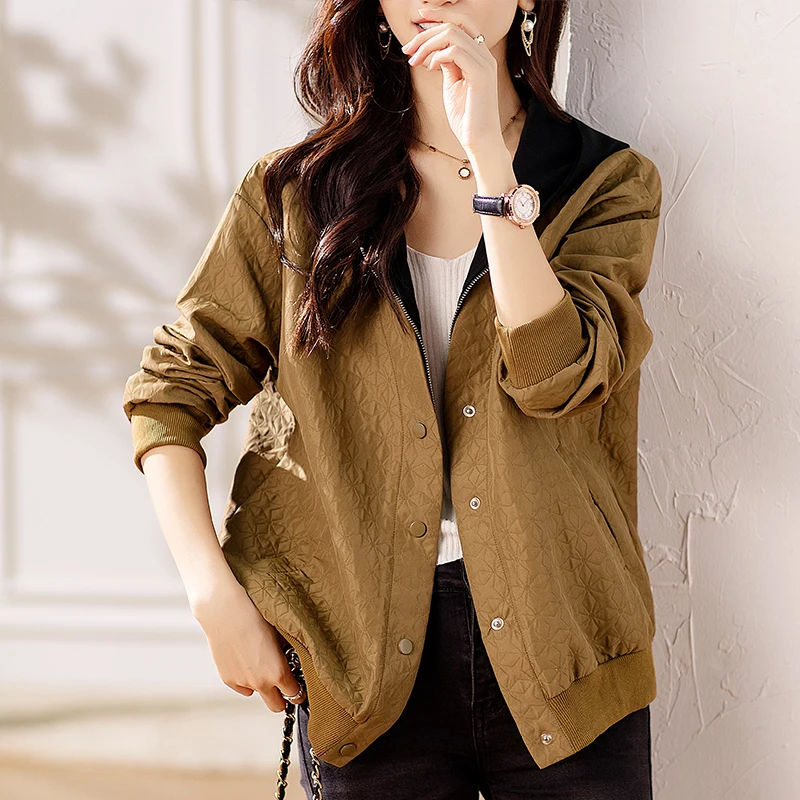 SuperAen 2024 Spring Hooded Baseball Suit Women's Loose Coat Retro Cardigan Single Breasted Coat
SuperAen 2024 Spring Hooded Baseball Suit Women's Loose Coat Retro Cardigan Single Breasted Coat