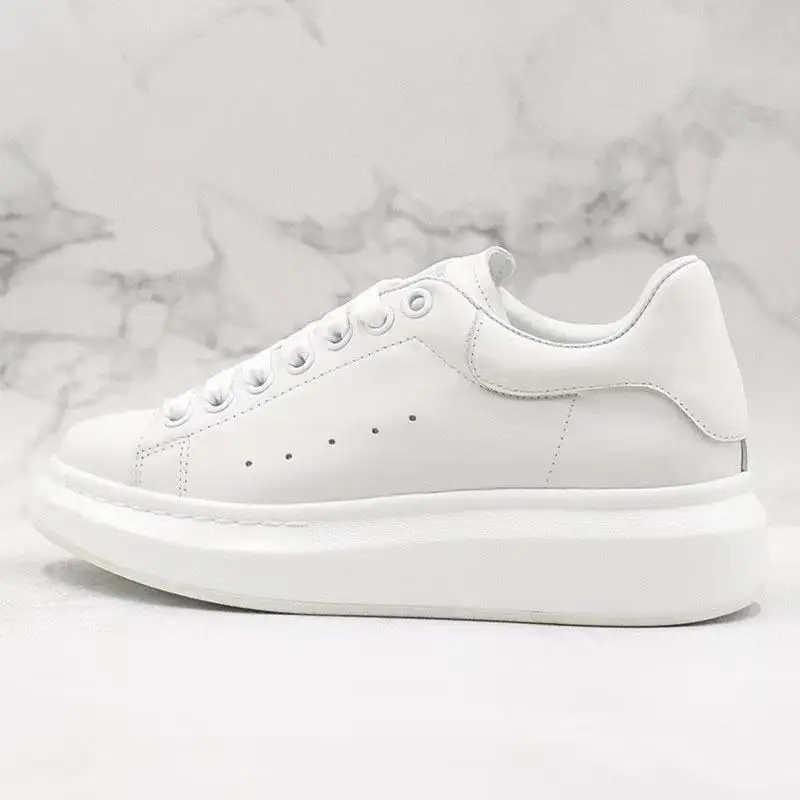 2026 Hot Vintage Sneakers Color Sports Jogging Shoes Student Shoes Light luxury Breathable casual seohS mcqueeneS
2026 Hot Vintage Sneakers Color Sports Jogging Shoes Student Shoes Light luxury Breathable casual seohS mcqueeneS