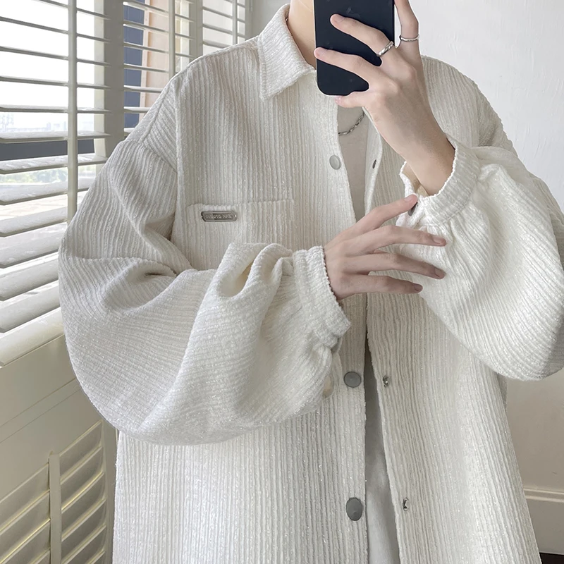 Модная мужская куртка-жакет для молодых мужчин, весна-осень, с отложным воротником, свободного кроя, с длинными рукавами, ветрозащитная, на одной пуговице
Модная мужская куртка-жакет для молодых мужчин, весна-осень, с отложным воротником, свободного кроя, с длинными рукавами, ветрозащитная, на одной пуговице