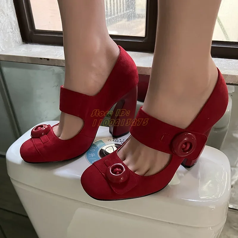 Red Suede Buckle Strap Pumps Square Toe Block High Heel Black Solid Fashion Runway Women Dress Shoes Block Heel Buckle Decor
Red Suede Buckle Strap Pumps Square Toe Block High Heel Black Solid Fashion Runway Women Dress Shoes Block Heel Buckle Decor
