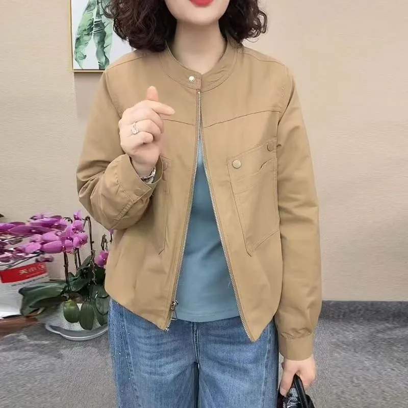 New Spring Autumn Windbreakers Coat Women Zipper Short Jacket Female Casual All-match Short Round Neck Tops Outerwear Ladies
New Spring Autumn Windbreakers Coat Women Zipper Short Jacket Female Casual All-match Short Round Neck Tops Outerwear Ladies