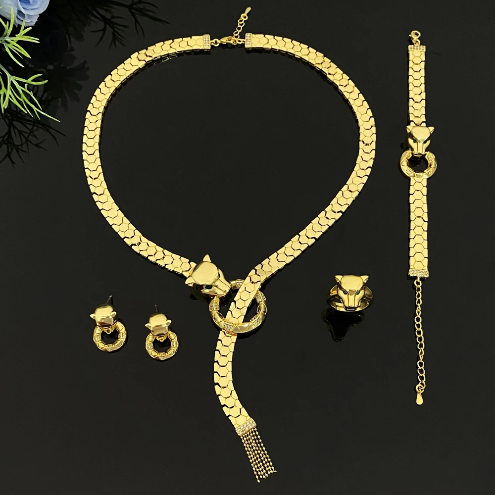 JRH Leopard Head Design Gold-Plated Brass Zircon 4-Piece Set Necklace Earrings Bracelet Ring Fashion for Woman Gift
JRH Leopard Head Design Gold-Plated Brass Zircon 4-Piece Set Necklace Earrings Bracelet Ring Fashion for Woman Gift