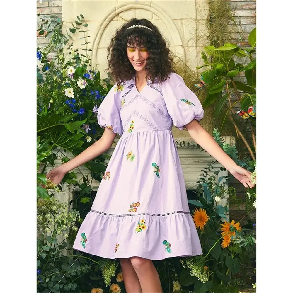 Y2KWoman ClothingHigh-Series Romantic Flower Farmers Spring 2024 New Retro Embroidered Bubble Sleeve A-Word Women'S D
Y2KWoman ClothingHigh-Series Romantic Flower Farmers Spring 2024 New Retro Embroidered Bubble Sleeve A-Word Women'S D