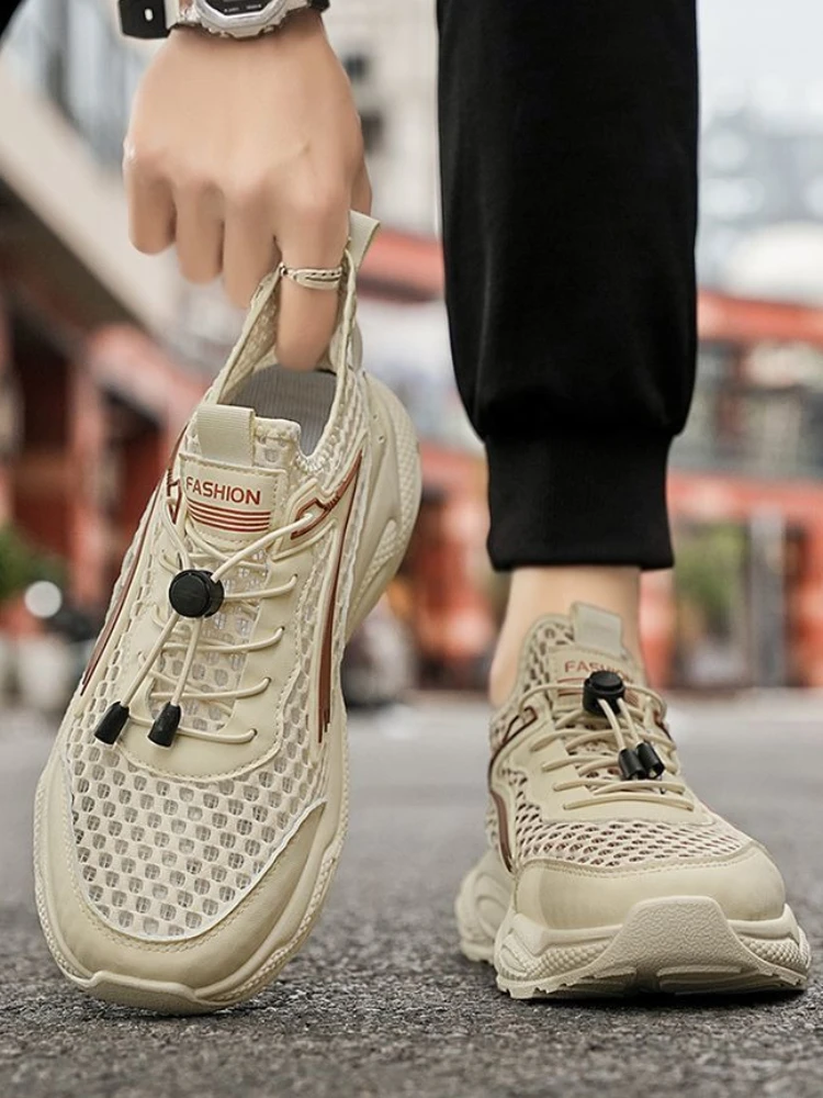 Мужские повседневные кроссовки на толстой платформе с дышащей сеткой, корейские походные треккинговые летние распродажи, стильная мужская спортивная обувь
Мужские повседневные кроссовки на толстой платформе с дышащей сеткой, корейские походные треккинговые летние распродажи, стильная мужская спортивная обувь