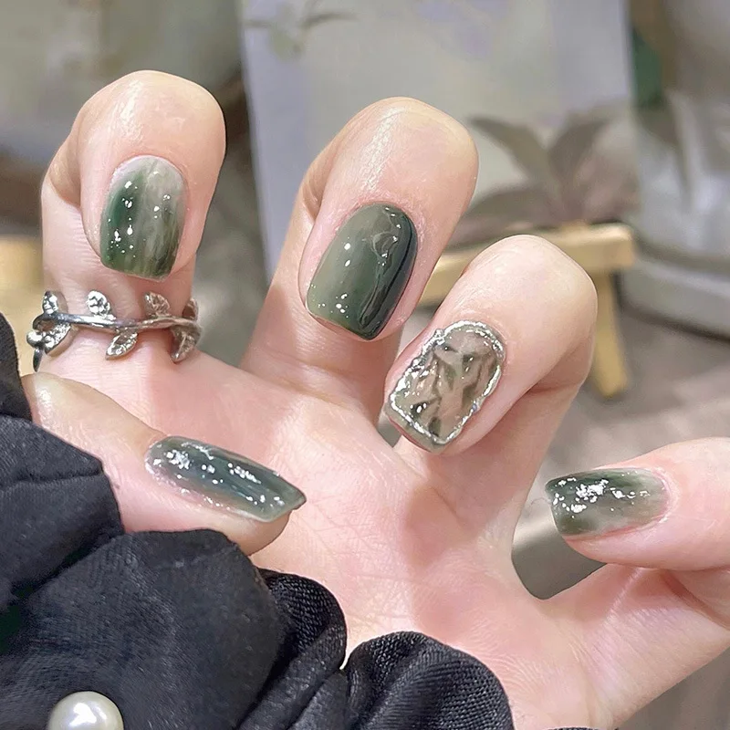 24Pcs Short Glossy Press on Nails Fashion Ballet Dark Green Acrylic False Nails Detachable Finished Nails Tips with Jelly Glue
24Pcs Short Glossy Press on Nails Fashion Ballet Dark Green Acrylic False Nails Detachable Finished Nails Tips with Jelly Glue
