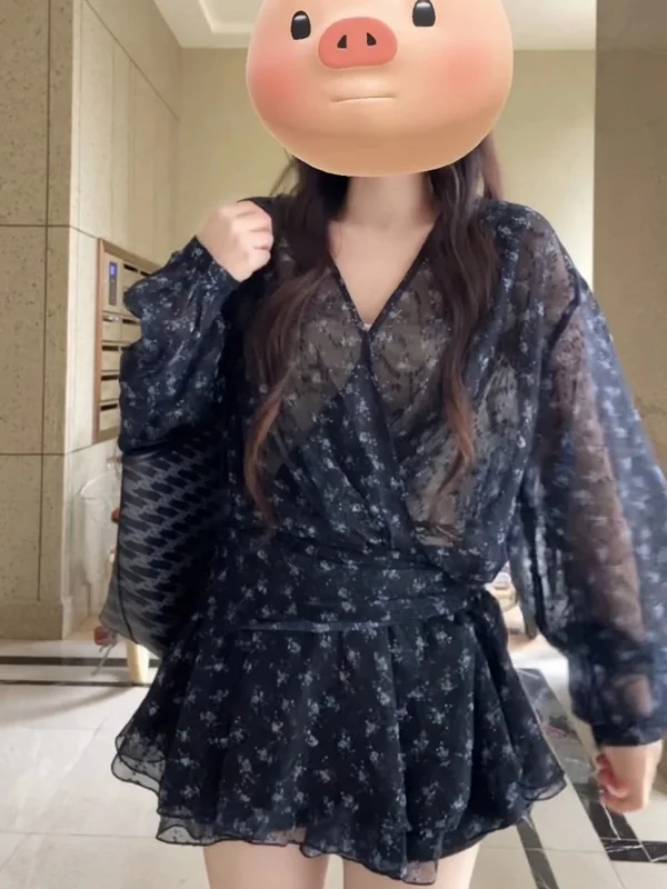 Новинка! Весенний женский топ больших размеров из шифона с цветочным принтом и V-образным вырезом, корейский стиль, с длинным рукавом, приталенный, стройнящий, красивый.
Новинка! Весенний женский топ больших размеров из шифона с цветочным принтом и V-образным вырезом, корейский стиль, с длинным рукавом, приталенный, стройнящий, красивый.