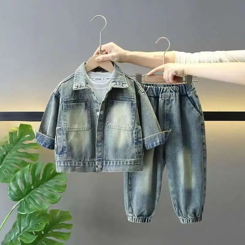 Boys Spring and Autumn Cowboy Set 2024 New Western Children's Cowboy Top+Jeans Korean Boys' Two Piece Set Kids Outfits
Boys Spring and Autumn Cowboy Set 2024 New Western Children's Cowboy Top+Jeans Korean Boys' Two Piece Set Kids Outfits