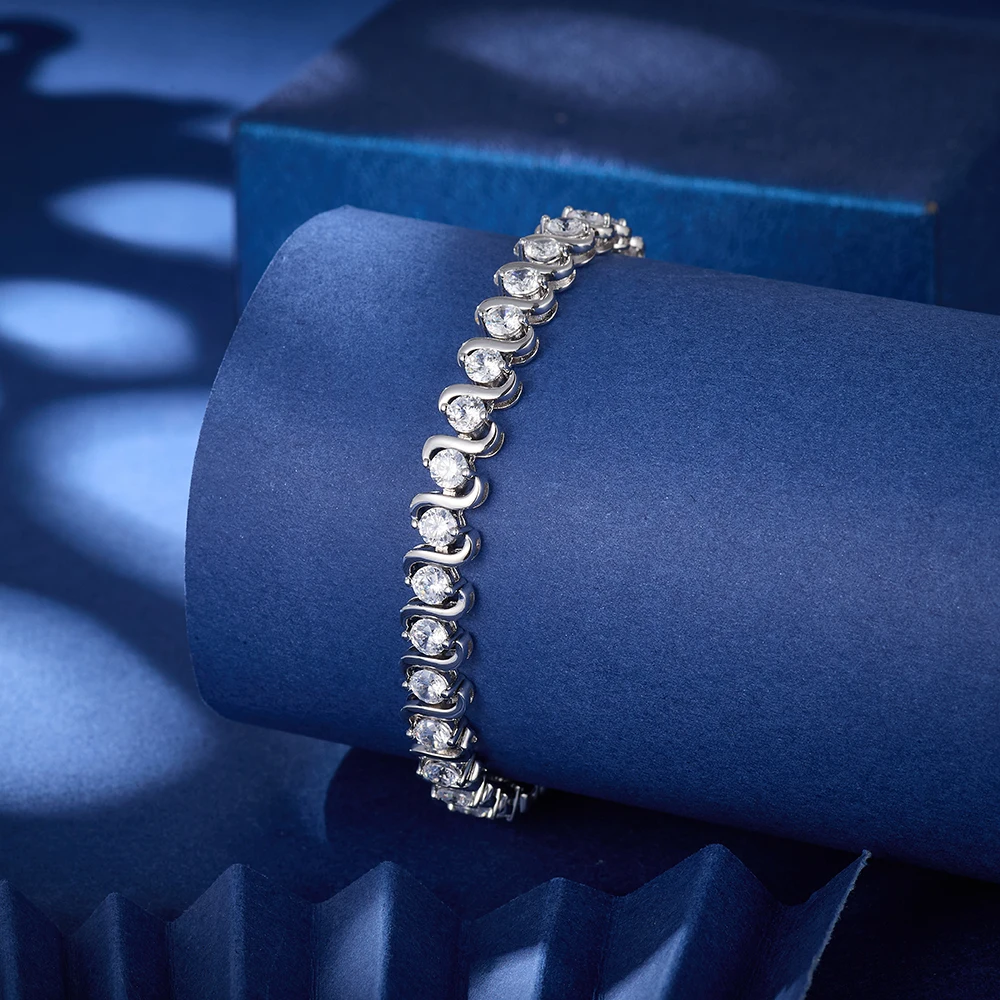 Браслет с сердечками и цирконами 5А, медное родиевое покрытие, женские украшения, подарок на свадьбу, выпускной, День святого Валентина, блестящий дизайн в форме сердца
Браслет с сердечками и цирконами 5А, медное родиевое покрытие, женские украшения, подарок на свадьбу, выпускной, День святого Валентина, блестящий дизайн в форме сердца