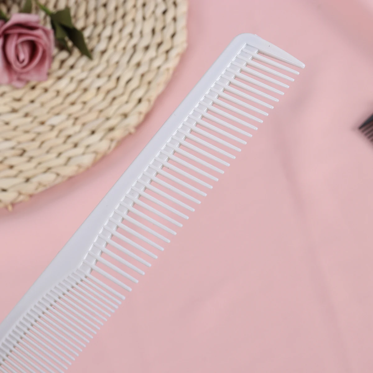 5pcs Anti-static Comb Set Coarse to Fine Teeth Durable Plastic Hair Combs for Salon Home Use Cutting Styling Tools
5pcs Anti-static Comb Set Coarse to Fine Teeth Durable Plastic Hair Combs for Salon Home Use Cutting Styling Tools