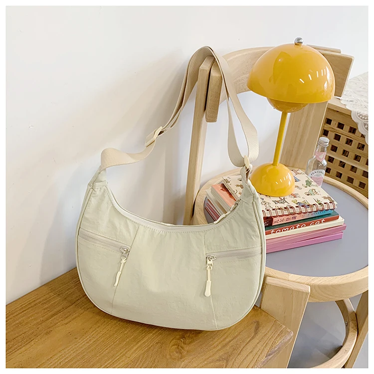 Модные нейлоновые сумки-тоут большой емкости для женщин, легкие дорожные сумки, повседневная сумка через плечо для школы, работы, покупок
Модные нейлоновые сумки-тоут большой емкости для женщин, легкие дорожные сумки, повседневная сумка через плечо для школы, работы, покупок