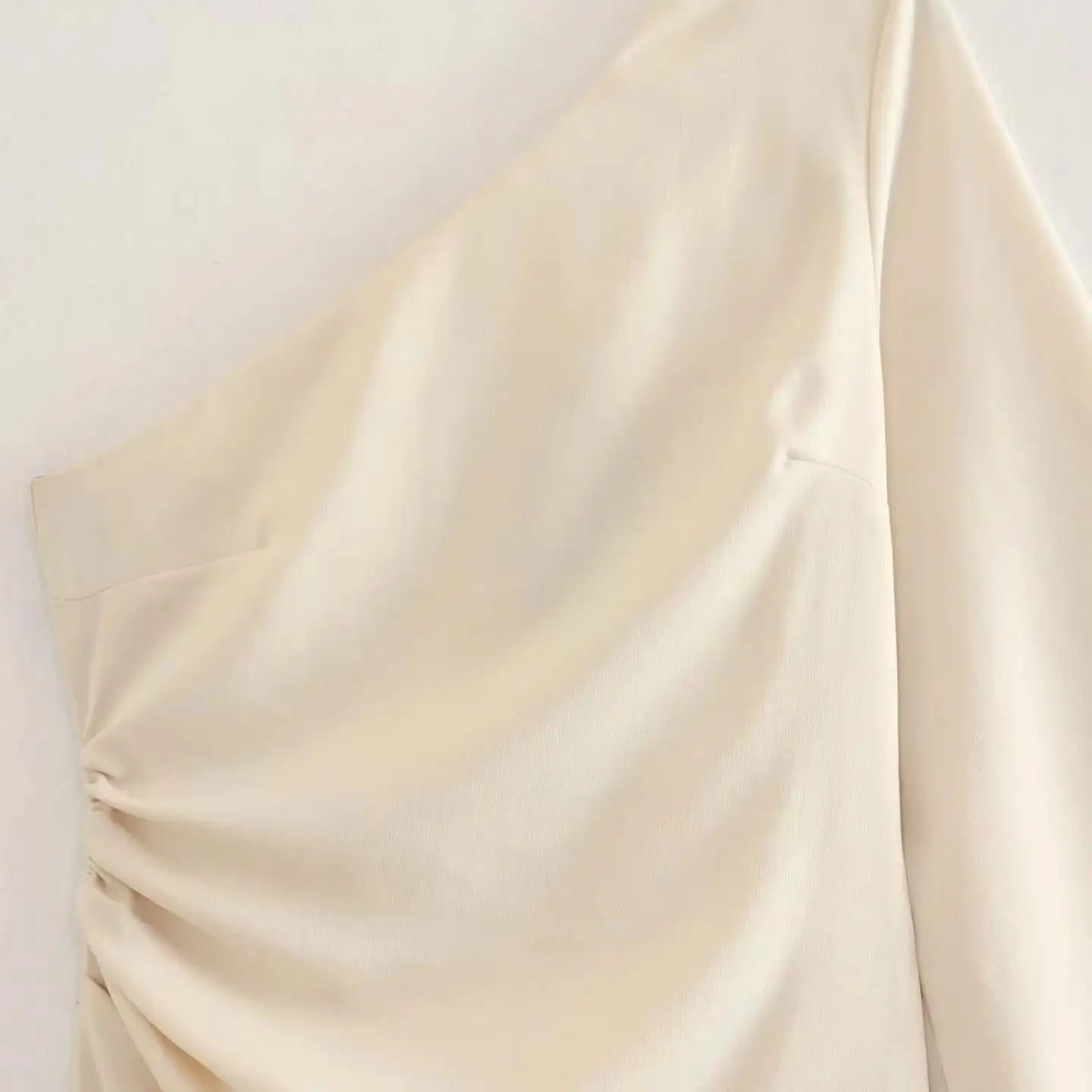 Noble White One Shoulder Neckline Prom Dress Long Sleeves With Ankle Length Evening Elegant Party Dress For Women2023
Noble White One Shoulder Neckline Prom Dress Long Sleeves With Ankle Length Evening Elegant Party Dress For Women2023