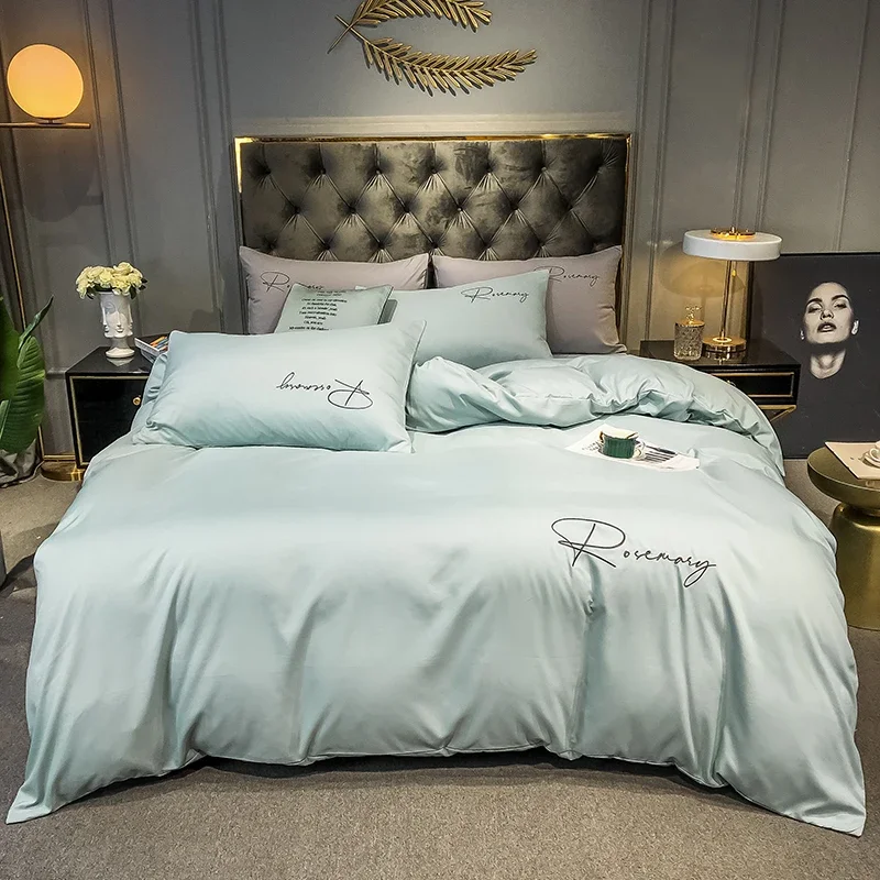 High-quality Embroidered Queen Bedding Set King Size Soft Skin Friendly Duvet Cover Set with Bed Sheet Simple Blanket Cover Sets
High-quality Embroidered Queen Bedding Set King Size Soft Skin Friendly Duvet Cover Set with Bed Sheet Simple Blanket Cover Sets