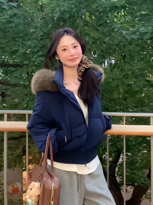 Корейская женская зимняя теплая утолщенная куртка-пуховик с меховым воротником и капюшоном, универсальная, прямого кроя, длинная
Корейская женская зимняя теплая утолщенная куртка-пуховик с меховым воротником и капюшоном, универсальная, прямого кроя, длинная