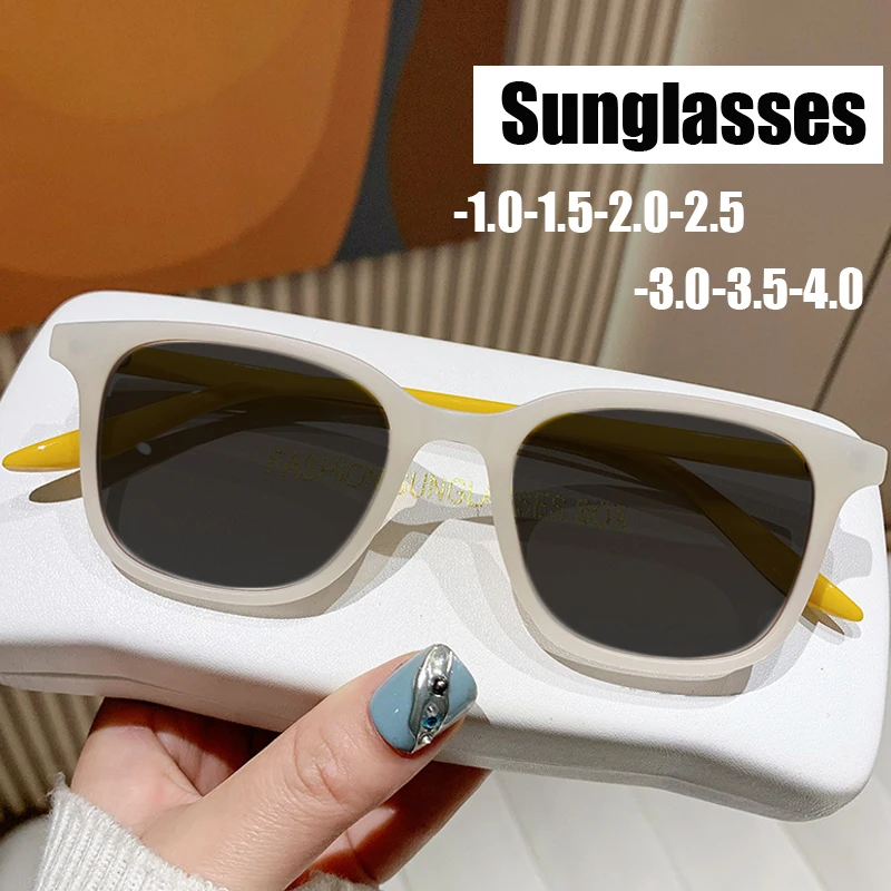 Unisex Myopia Sunglasses for Women Men Vintage Outdoor Square Frame Minus Eyeglasses Finished UV Near Sight Eyeglasses To -4.0
Unisex Myopia Sunglasses for Women Men Vintage Outdoor Square Frame Minus Eyeglasses Finished UV Near Sight Eyeglasses To -4.0