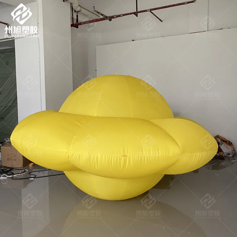 Customized inflatable spaceship UFO model Oxford cloth material with blower advertising exhibition inflatable decoration
Customized inflatable spaceship UFO model Oxford cloth material with blower advertising exhibition inflatable decoration
