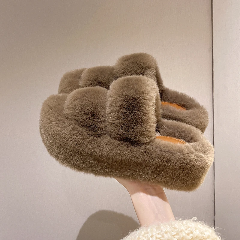 Женские плюшевые тапочки на толстой подошве, высококачественная хлопковая повседневная универсальная обувь без шнуровки, удобная посадка для всех сезонов
Женские плюшевые тапочки на толстой подошве, высококачественная хлопковая повседневная универсальная обувь без шнуровки, удобная посадка для всех сезонов