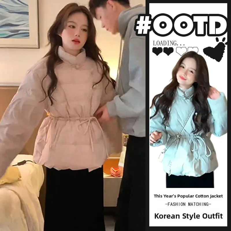 New 2026 Winter Women's Cotton Jacket with Button Design Warm Retro Chinese Style Long Sleeve Zipper Closure Loose Fit Coat
New 2026 Winter Women's Cotton Jacket with Button Design Warm Retro Chinese Style Long Sleeve Zipper Closure Loose Fit Coat