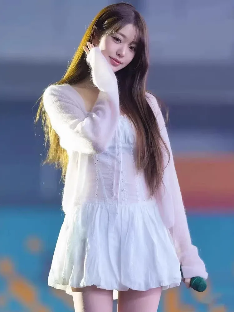 Zhang Ying Spring 2026 Pure Desire Gentle Slimming Two-Piece Set Wool Sea Hair Cardigan Strap Dress Loose Fit Basic Style
Zhang Ying Spring 2026 Pure Desire Gentle Slimming Two-Piece Set Wool Sea Hair Cardigan Strap Dress Loose Fit Basic Style