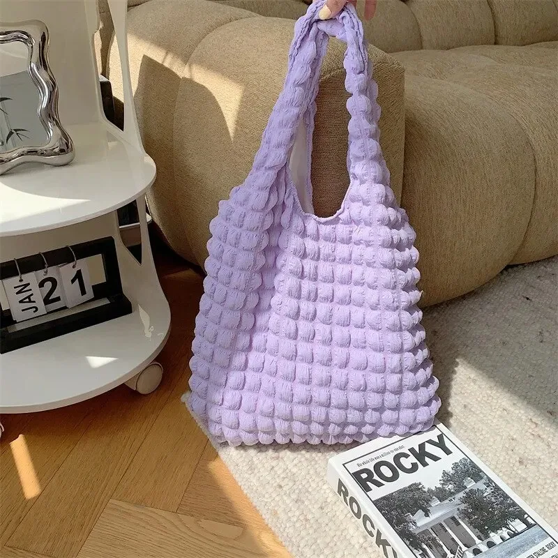 2025 Summer Lovely Pleated Bubble Cloud Women Shoulder Bag Vintage Candy Color Large Capacity Shopping Tote Bag
2025 Summer Lovely Pleated Bubble Cloud Women Shoulder Bag Vintage Candy Color Large Capacity Shopping Tote Bag