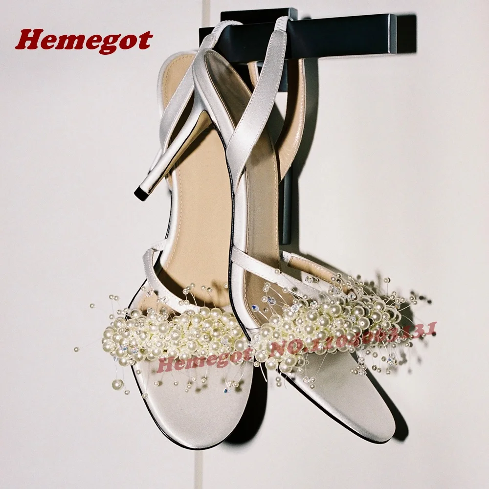 Satin Pearl Embellished Slingback Sandals Open Toe Hollow Out Stiletto Sandals for Bridal Wedding Slip On Splicing Party Shoes
Satin Pearl Embellished Slingback Sandals Open Toe Hollow Out Stiletto Sandals for Bridal Wedding Slip On Splicing Party Shoes
