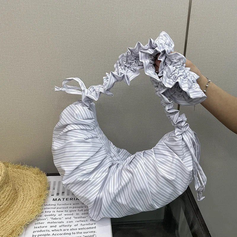 Drawstring Dumpling Bag Crossbody Bags for Women Shoulder Bag Casual Commuting Bags Purse and Handbags Designer Bags Сумка Sac
Drawstring Dumpling Bag Crossbody Bags for Women Shoulder Bag Casual Commuting Bags Purse and Handbags Designer Bags Сумка Sac