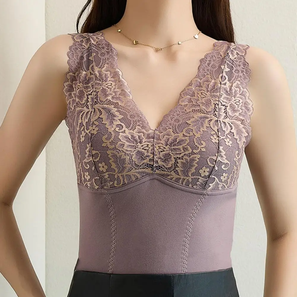Women Fall Winter Thermal Vest Thickened Plush Sleeveless Lace Patchwork Slim Fit Padded No Wire Elastic Bottoming Underwear Top
Women Fall Winter Thermal Vest Thickened Plush Sleeveless Lace Patchwork Slim Fit Padded No Wire Elastic Bottoming Underwear Top