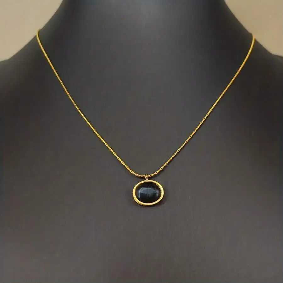 Vintage oval pendant necklace featuring natural blue stars and ocean motif, elegant minimalist design, ideal for weddings, parti
Vintage oval pendant necklace featuring natural blue stars and ocean motif, elegant minimalist design, ideal for weddings, parti