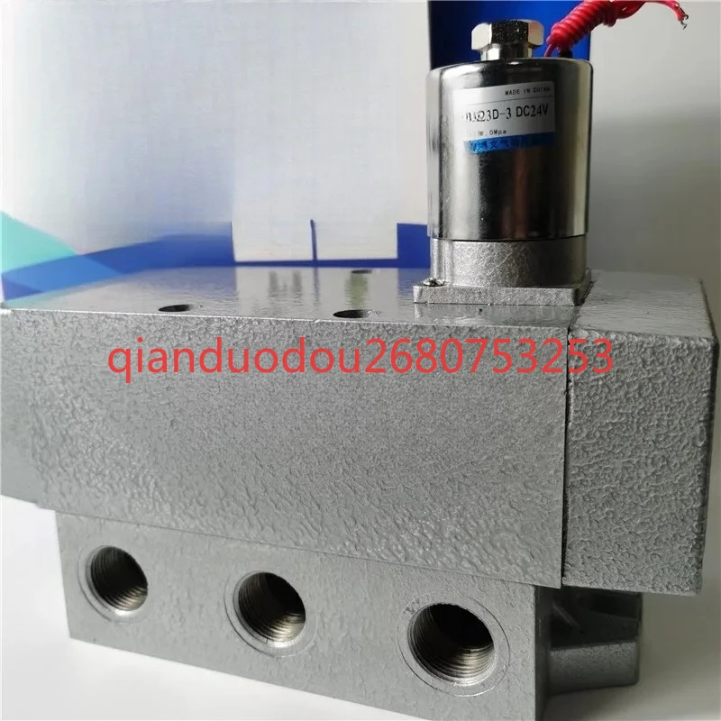 Electronically controlled reversing slide valve K25D-25-AC220V two-position five-way K25D-20 solenoid valve
Electronically controlled reversing slide valve K25D-25-AC220V two-position five-way K25D-20 solenoid valve