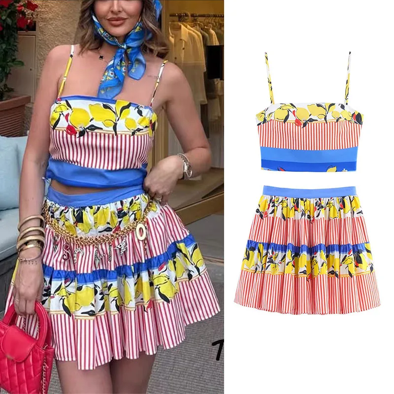 Женские сексуальные комплекты из двух предметов, короткие топы на подтяжках + плиссированные мини-юбки, модный костюм с принтом 2025, летний праздничный пляжный костюм
Женские сексуальные комплекты из двух предметов, короткие топы на подтяжках + плиссированные мини-юбки, модный костюм с принтом 2025, летний праздничный пляжный костюм