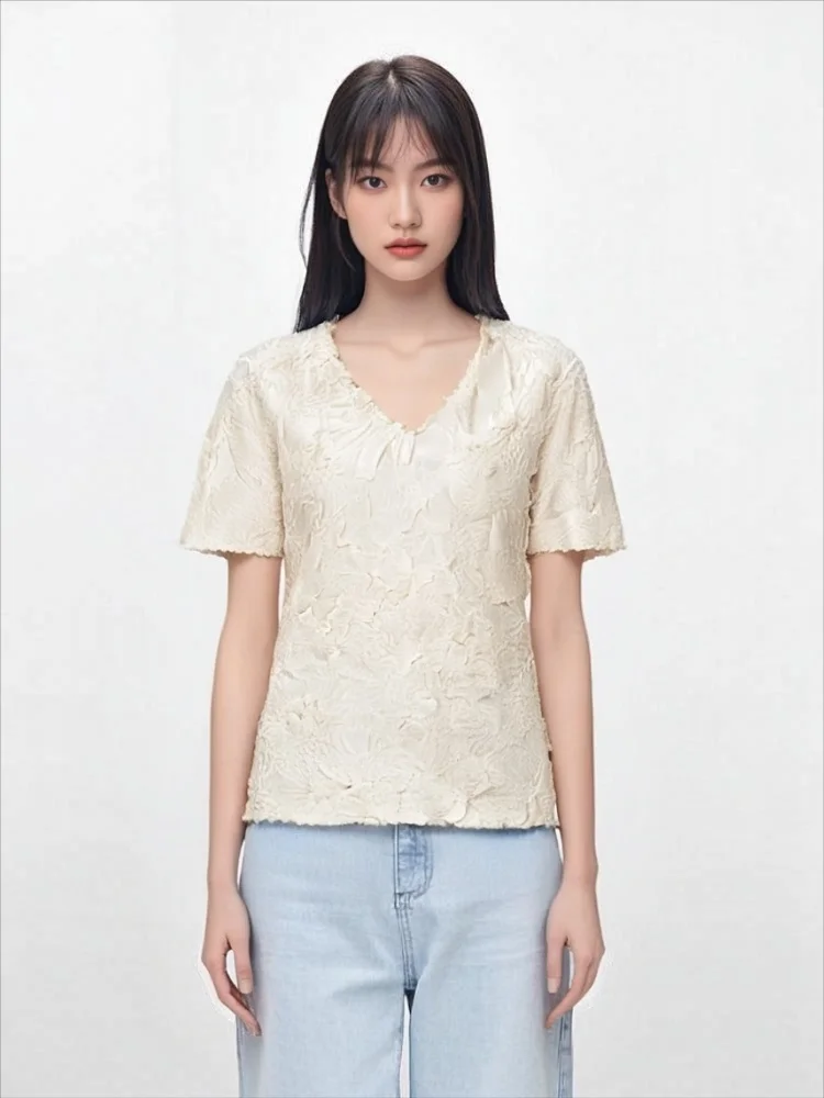 Miyake Pleated Spring and Summer New Embossed Top for Women, Casual and Versatile, Solid Color Short Sleeved T-shirt for Women
Miyake Pleated Spring and Summer New Embossed Top for Women, Casual and Versatile, Solid Color Short Sleeved T-shirt for Women