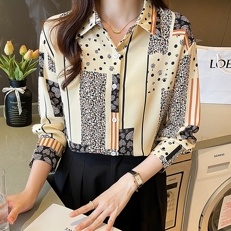 New chic ladies shirts Fashion printing women blouses 2022 Spring autumn causal Long sleeve blouses mujer blusas
New chic ladies shirts Fashion printing women blouses 2022 Spring autumn causal Long sleeve blouses mujer blusas
