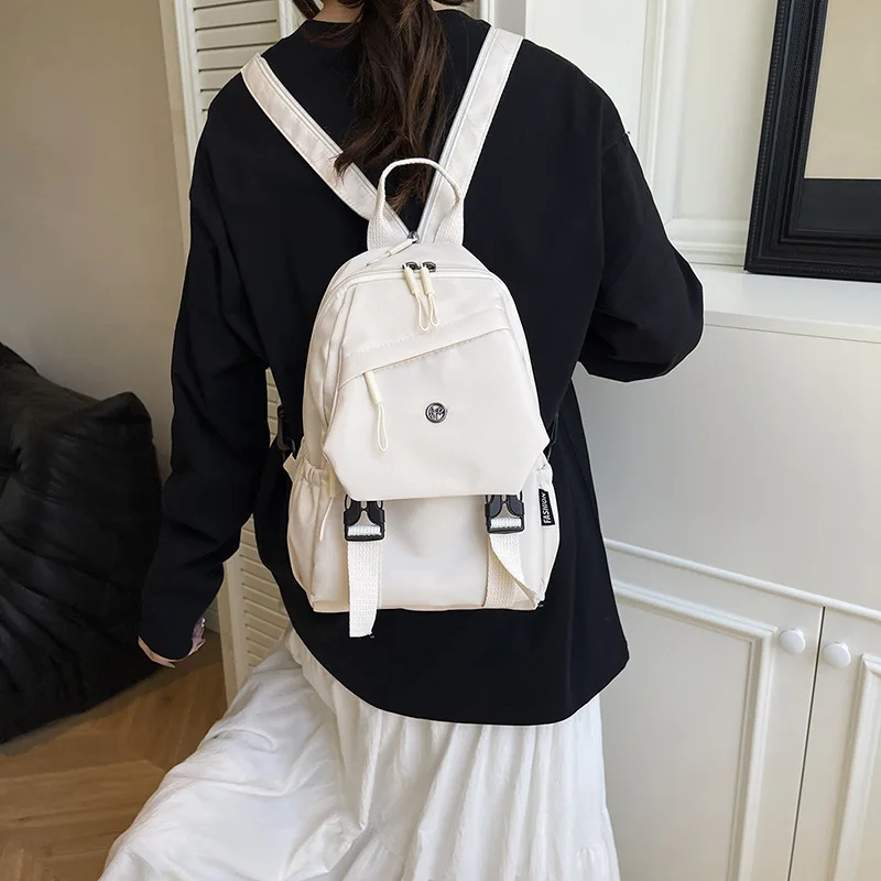 2025 new summer fashion and niche backpack shoulder bag Korean-style simple and casual large capacity backpack
2025 new summer fashion and niche backpack shoulder bag Korean-style simple and casual large capacity backpack