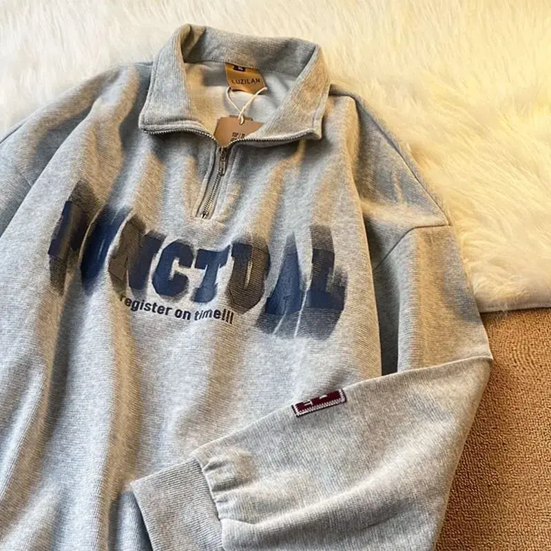 brand ins sweatshirt men's hoodless spring and autumn American cityboy Japanese style personalized half zipper POLO shirt collar
brand ins sweatshirt men's hoodless spring and autumn American cityboy Japanese style personalized half zipper POLO shirt collar