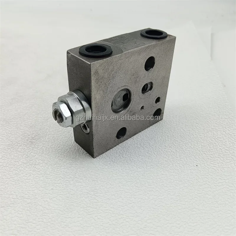Construction Excavator Engine Hydraulic Parts Reducing Valve 702-21-09147 Safety Valve Block 7022109147 for PC200 PC300 PC400
Construction Excavator Engine Hydraulic Parts Reducing Valve 702-21-09147 Safety Valve Block 7022109147 for PC200 PC300 PC400