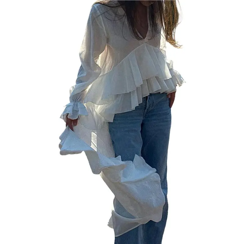 CYL-Женская белая блузка с V-образным вырезом, рюшами и расклешенными рукавами в пляжном стиле
CYL-Женская белая блузка с V-образным вырезом, рюшами и расклешенными рукавами в пляжном стиле