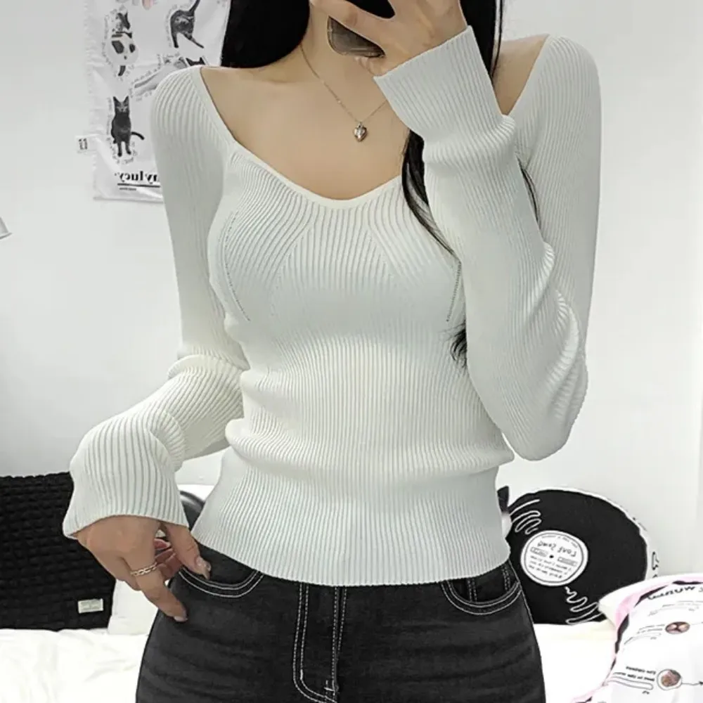 Chic Spring Knitted Long Sleeve V-Neck Slim Fit Base Shirt Women's Fashionable Inner Wear Top Breathable Comfortable Korean S...
Chic Spring Knitted Long Sleeve V-Neck Slim Fit Base Shirt Women's Fashionable Inner Wear Top Breathable Comfortable Korean S...