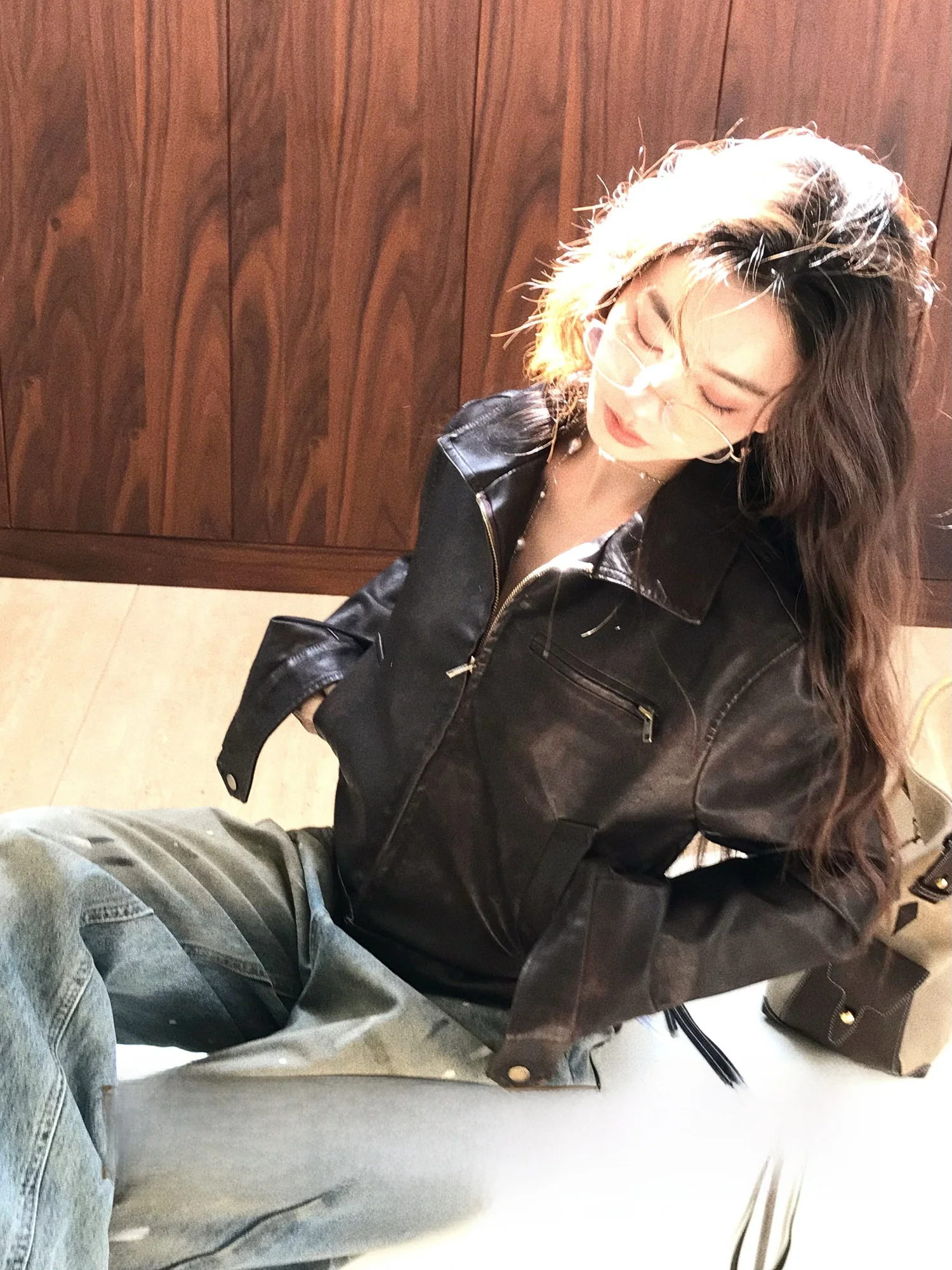 Retro American Motorcycle Jacket Women's Slim Short Casual PU Leather Coat Spring Commute Style Straight Tube Shape No Fur Co...
Retro American Motorcycle Jacket Women's Slim Short Casual PU Leather Coat Spring Commute Style Straight Tube Shape No Fur Co...