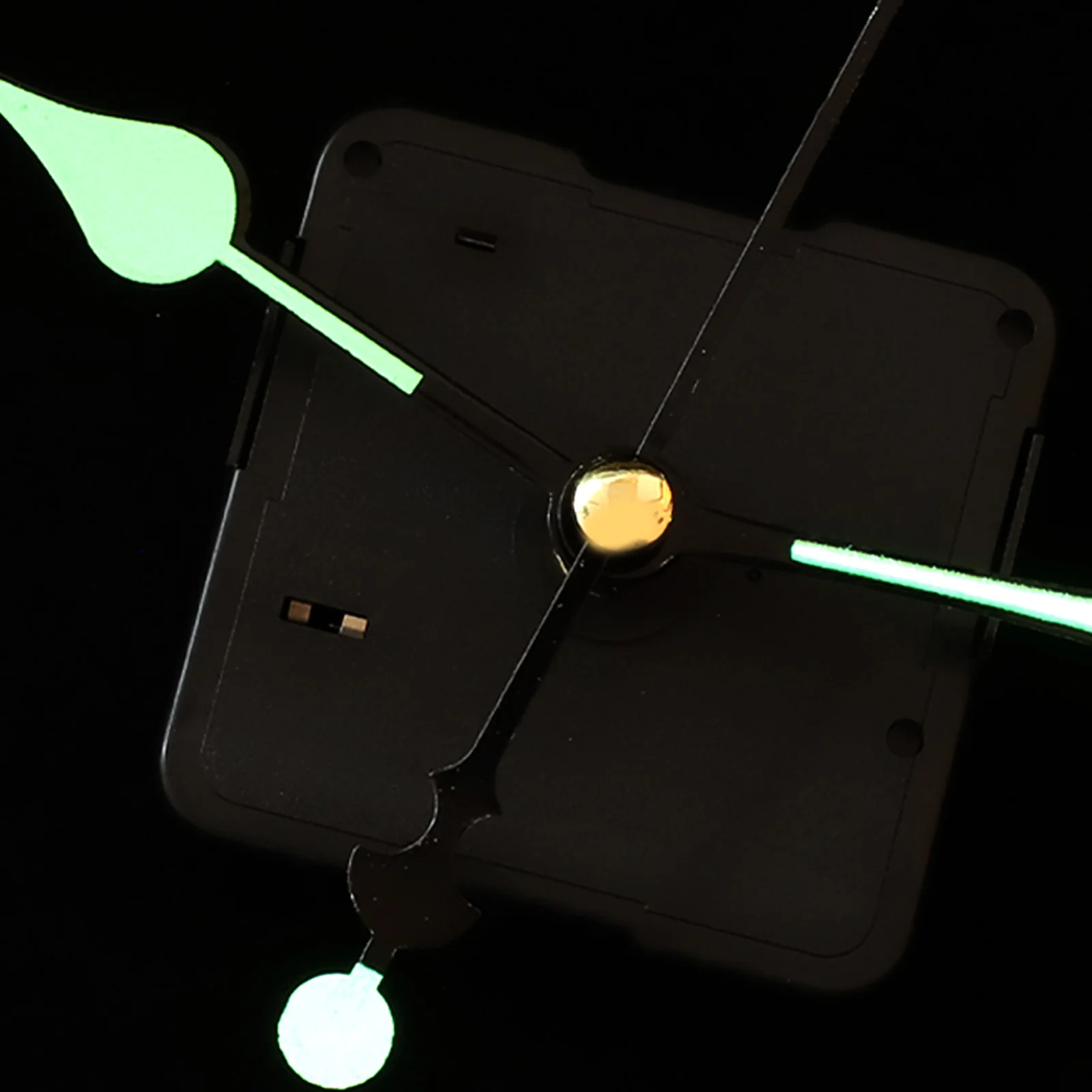 Replacement Kit Waterproof Operated Long Shaft Clock Works Repair Mechanism Glowing for Wall
Replacement Kit Waterproof Operated Long Shaft Clock Works Repair Mechanism Glowing for Wall