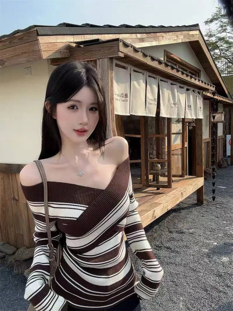 Женские пуловеры горчичного цвета 2026: Зимние, с высоким воротником-гольф, теплые, уютные, мягкие, вязаные, шерстяные, термоизоляционные, для защиты от холода, базовые, в стиле BF
Женские пуловеры горчичного цвета 2026: Зимние, с высоким воротником-гольф, теплые, уютные, мягкие, вязаные, шерстяные, термоизоляционные, для защиты от холода, базовые, в стиле BF